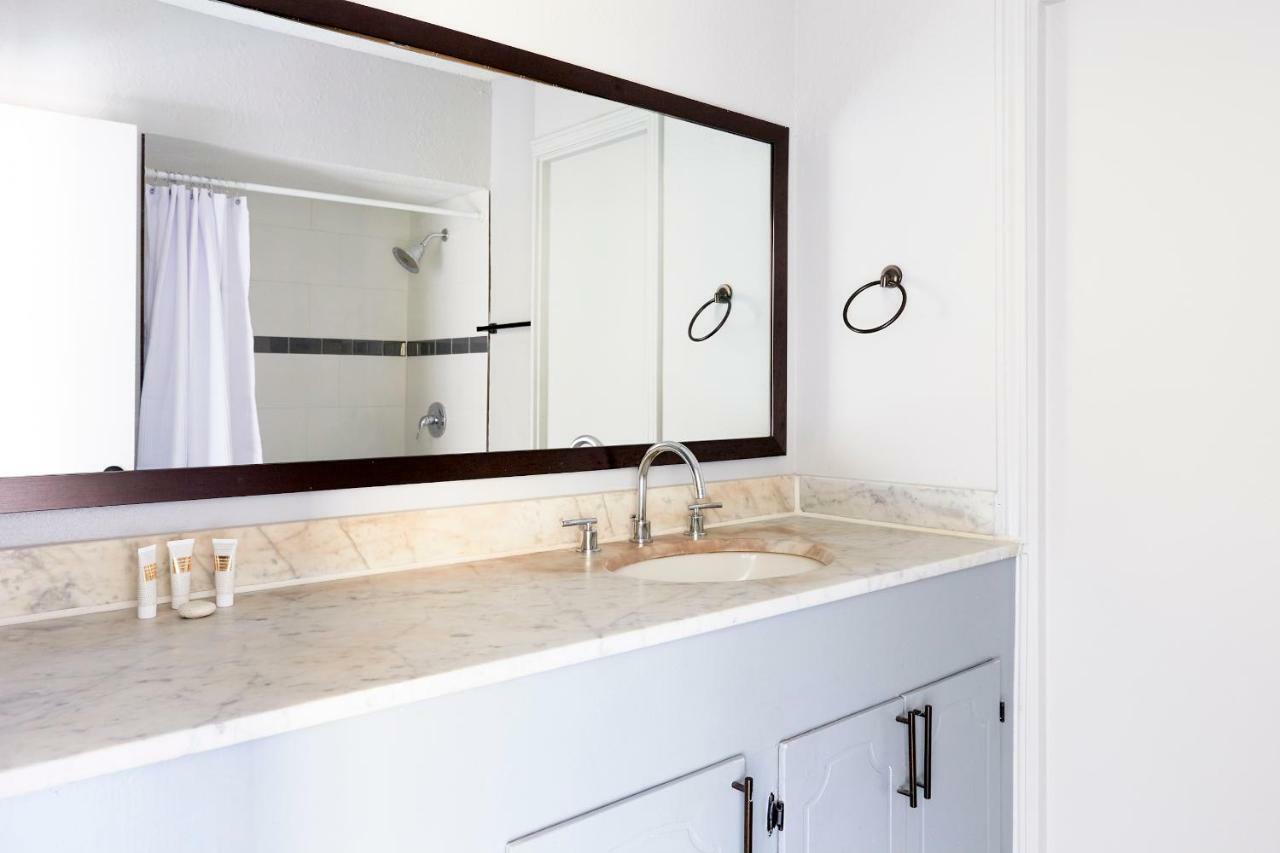 Duchele Aparthotel Houston Phòng bức ảnh