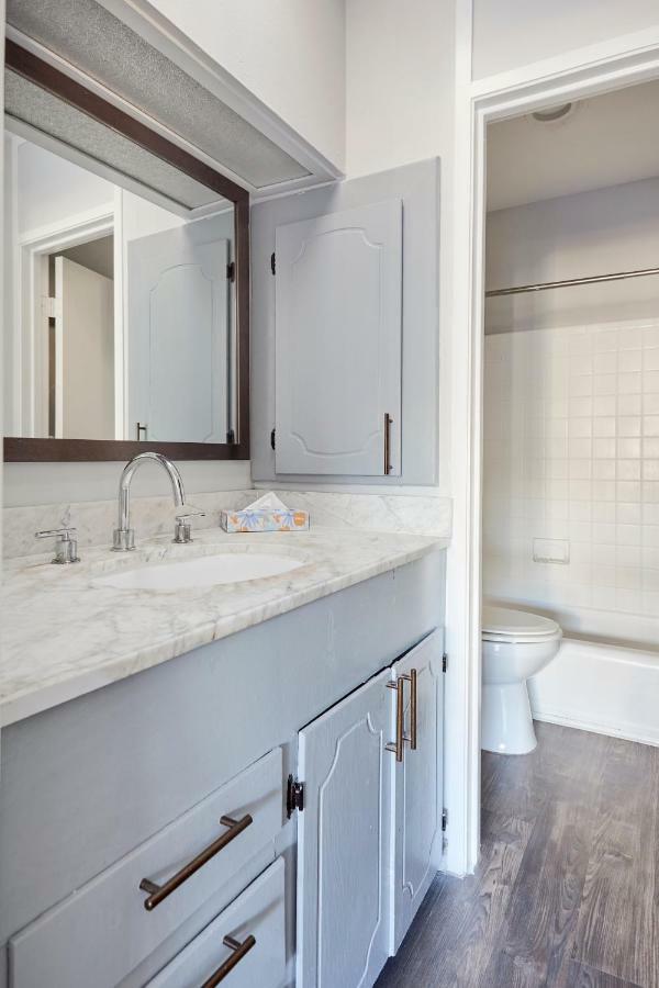 Duchele Aparthotel Houston Ngoại thất bức ảnh